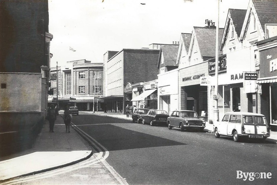 Clarendon Road, looking West 1975