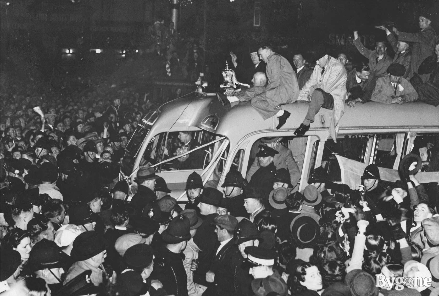 Portsmouth FC wins the FA cup - 1939