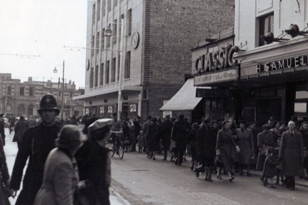 Commercial Road, Possibly 1940s