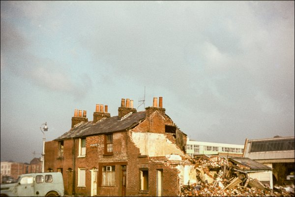 Melbourne Street during demolition