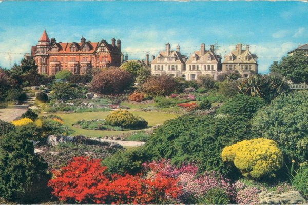 Southsea Rock Gardens, Colourised
