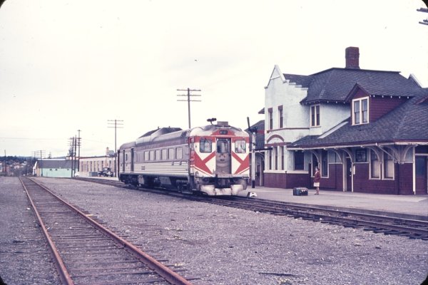 E&N Dayliner at Nanaimo railway station, 1969