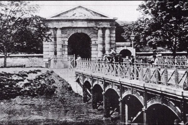 Lion Gate, 1850