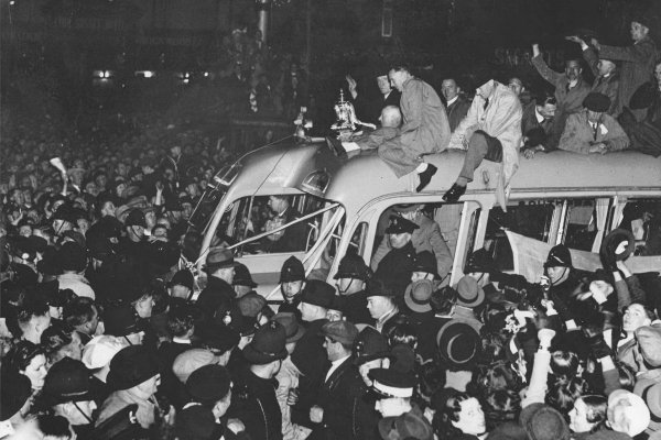 Portsmouth FC wins the FA cup - 1939