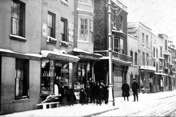 Broad Street with snow, Old Portsmouth, 1910